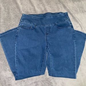 Women’s Capri Pants